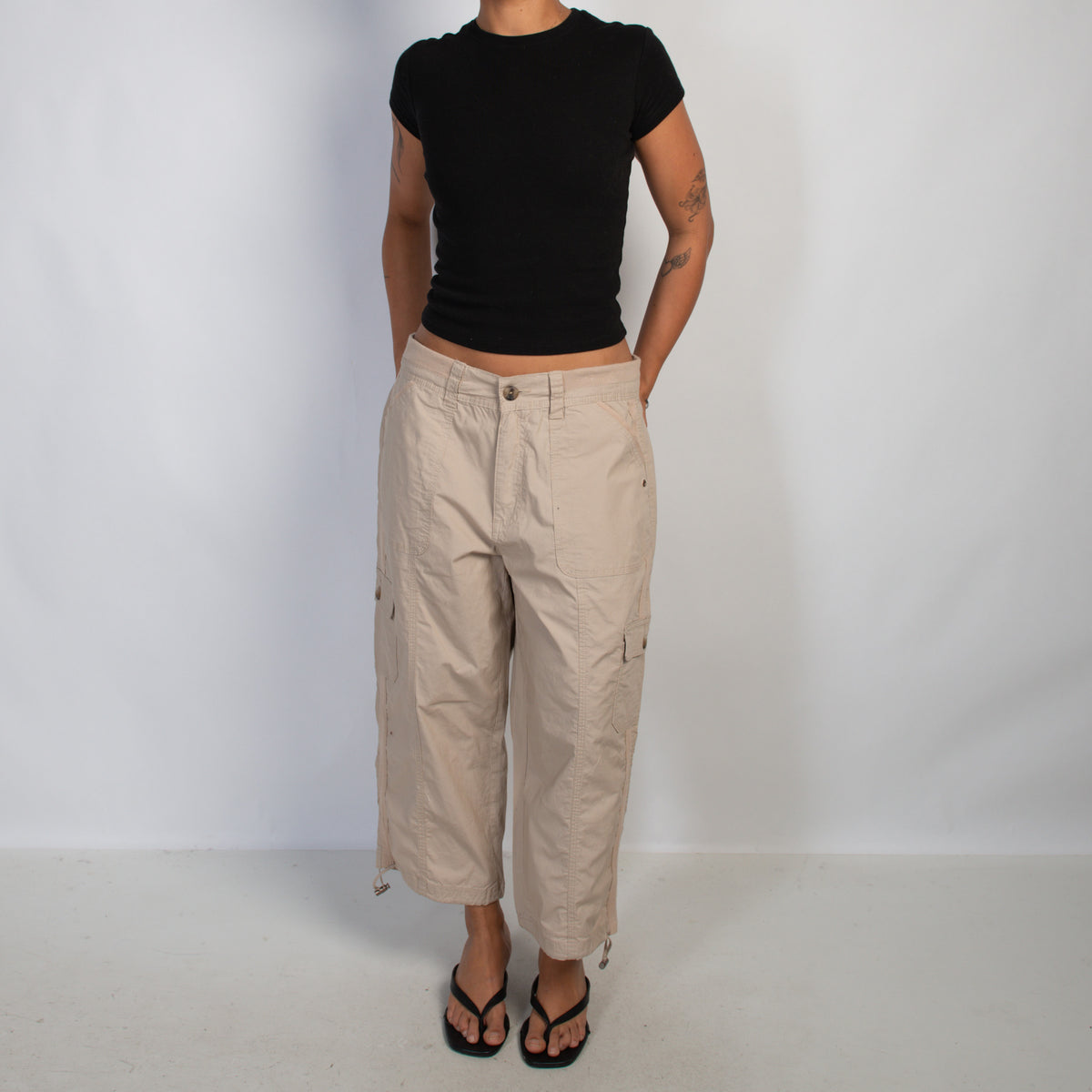 CREAM CARGO CROP PANTS