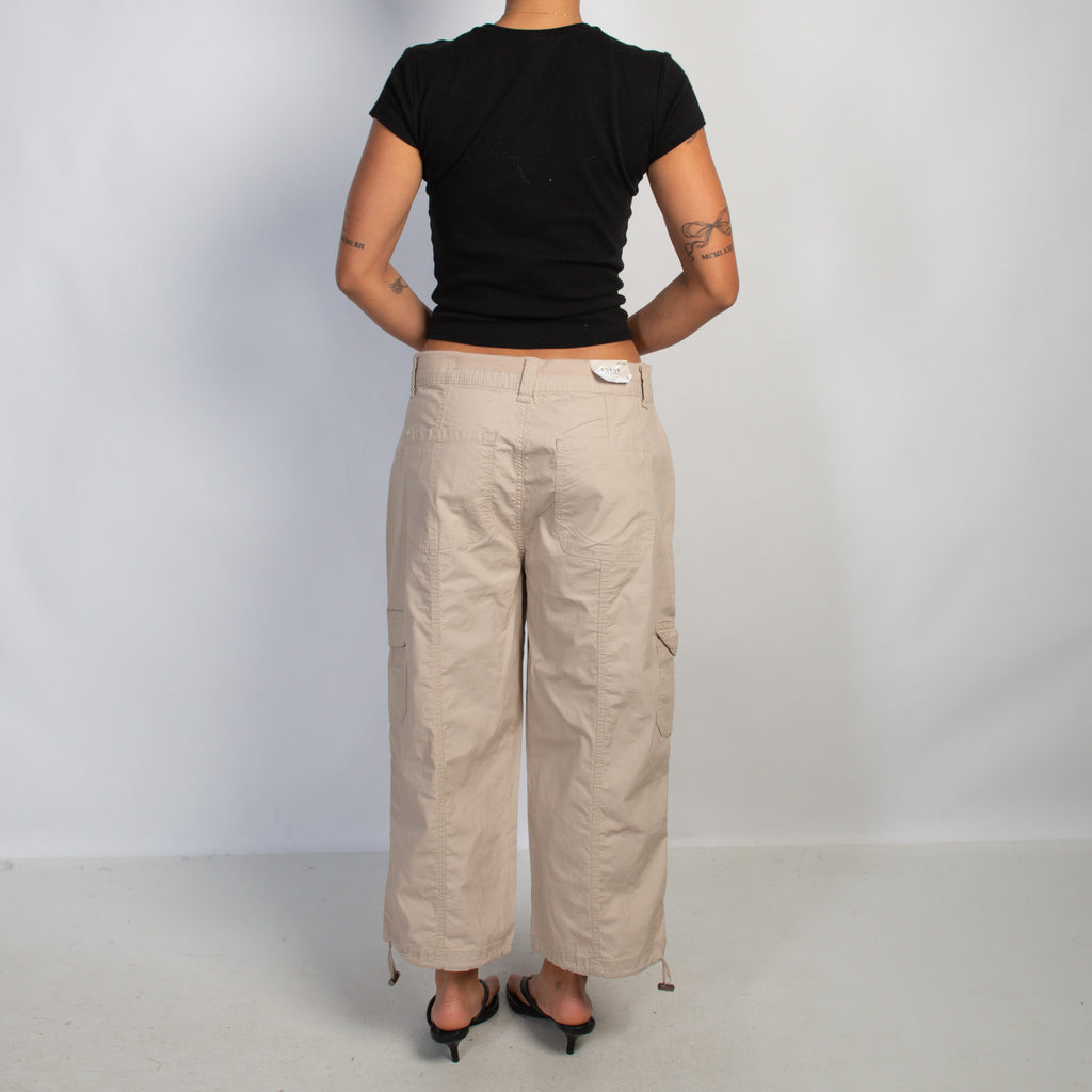CREAM CARGO CROP PANTS
