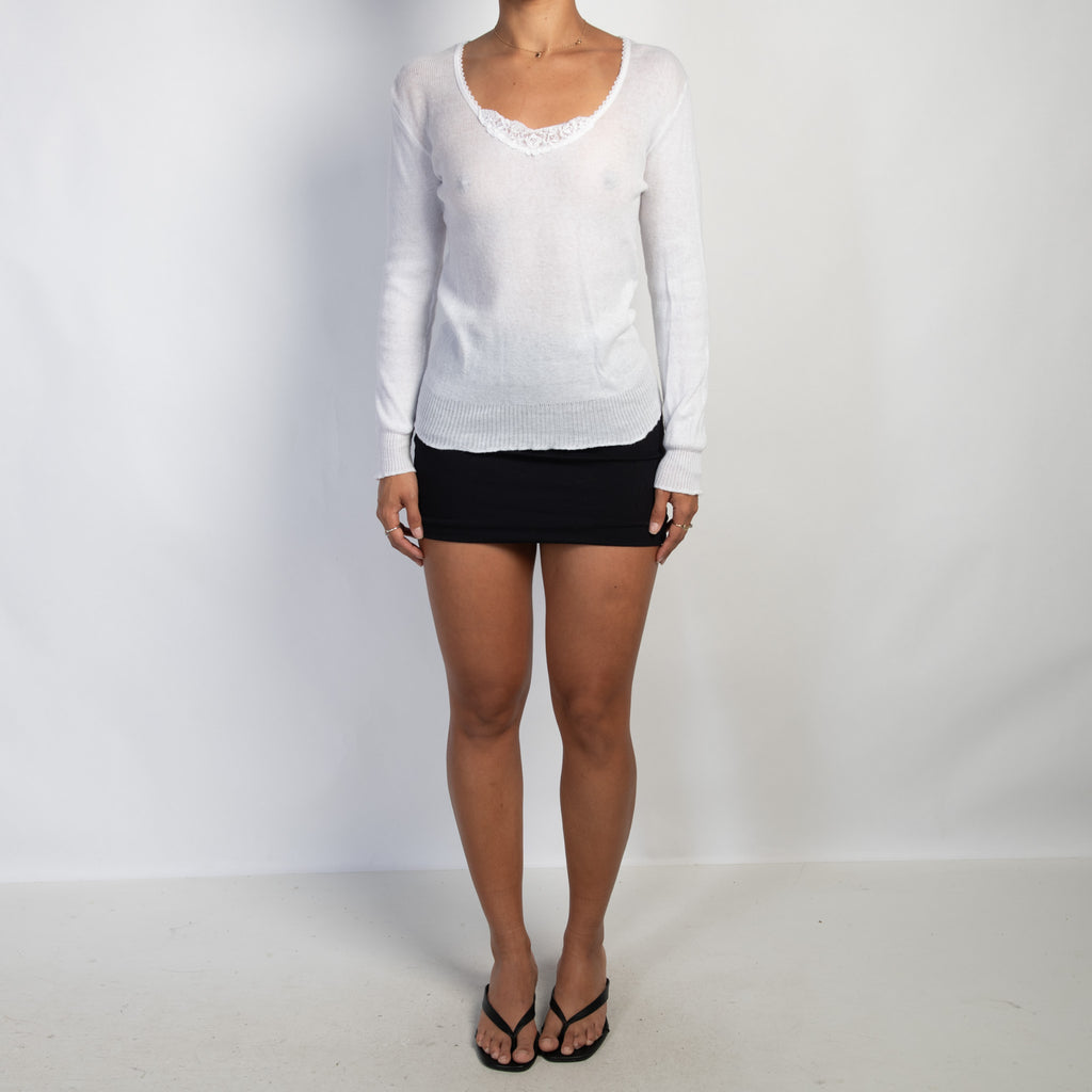 WHITE POINTELLE TOP