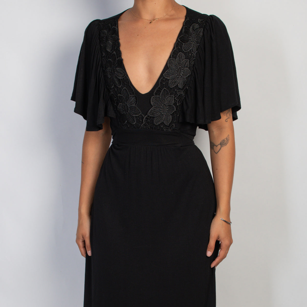 BLACK MIDI DRESS