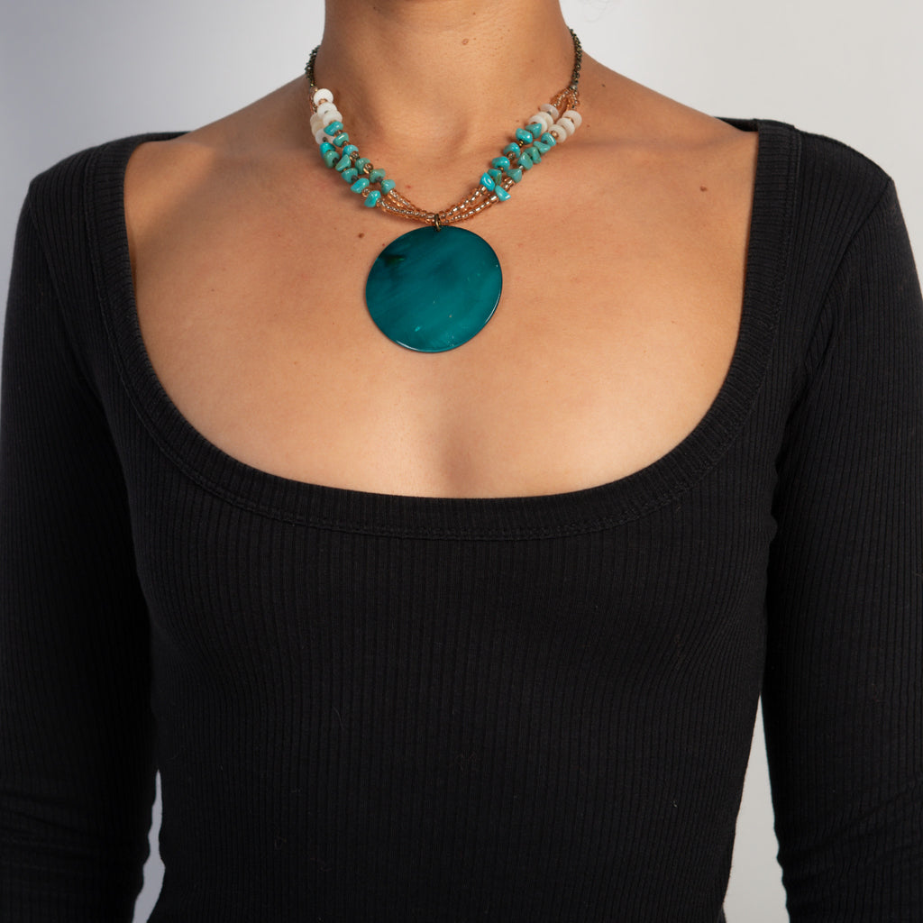 TEAL PENDANT NECKLACE