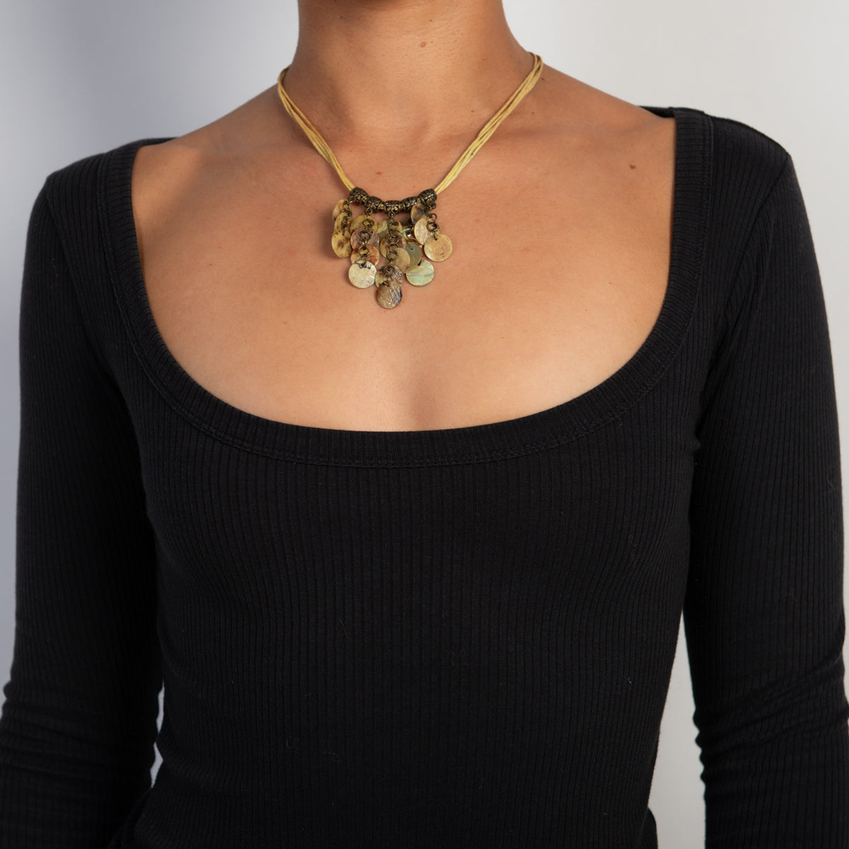 GREEN LAYERED NECKLACE