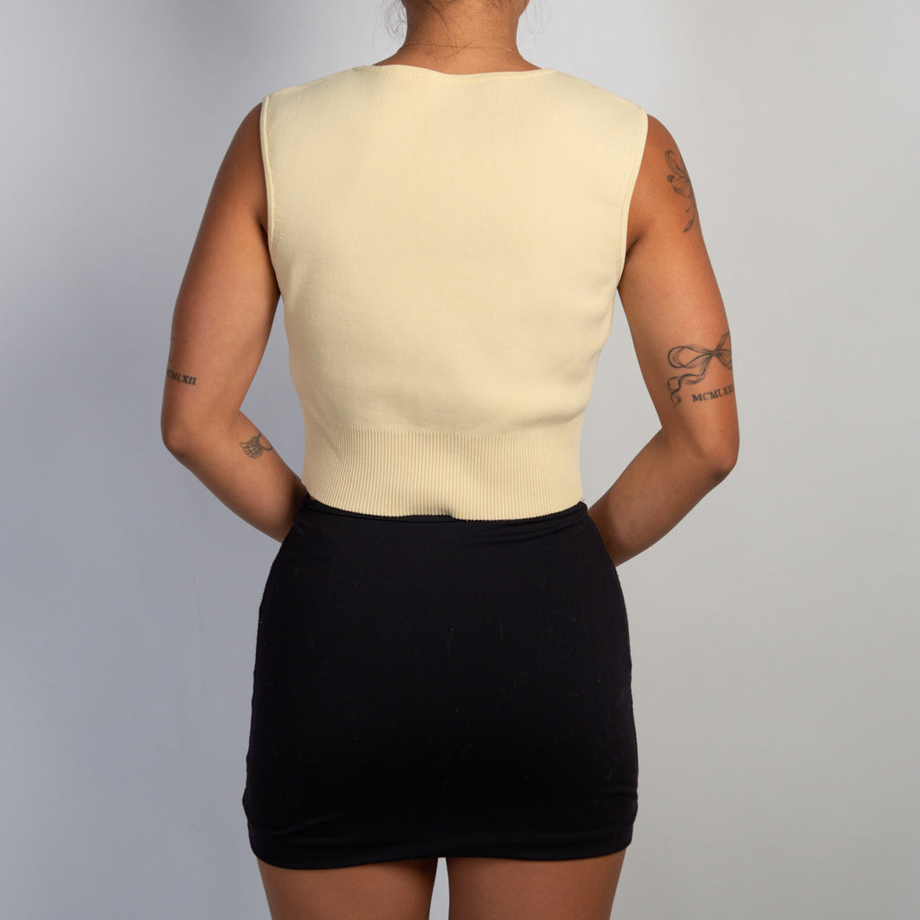 PALE YELLOW CROP TOP
