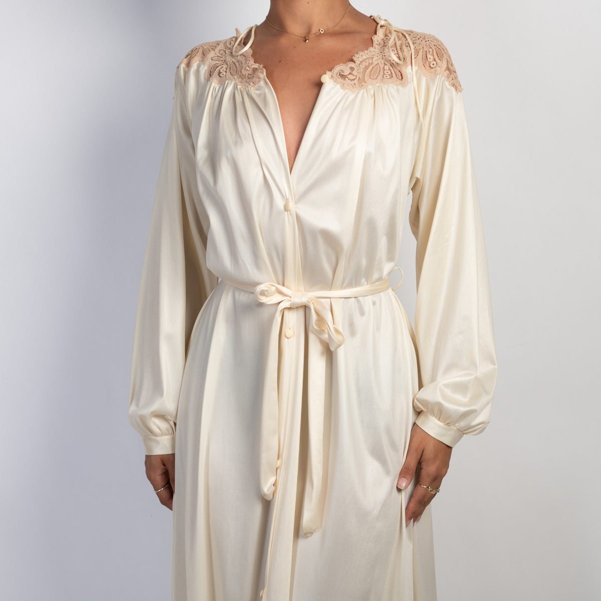 BEIGE NYLON NIGHTGOWN
