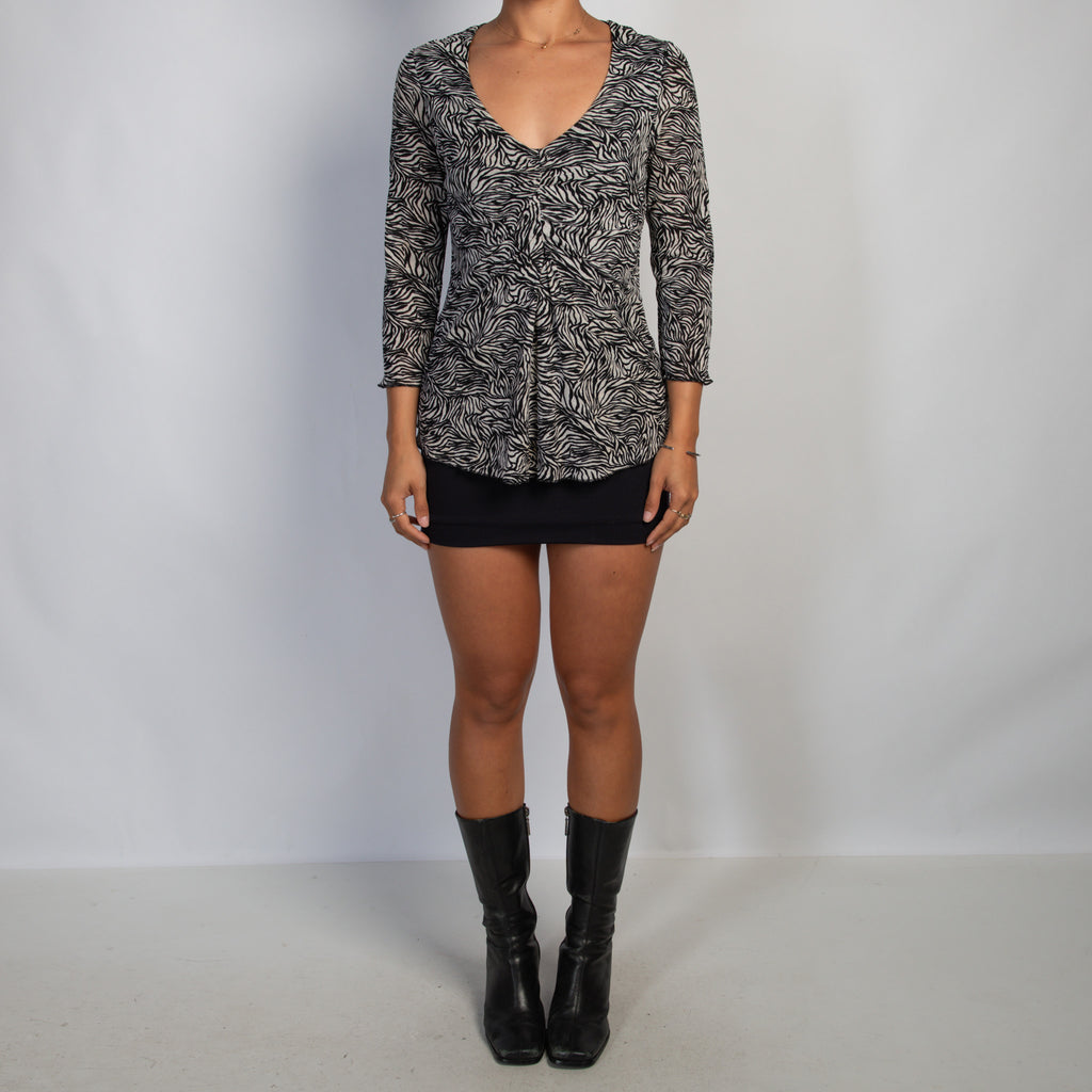 ZEBRA MESH 3/4 SLEEVE TOP