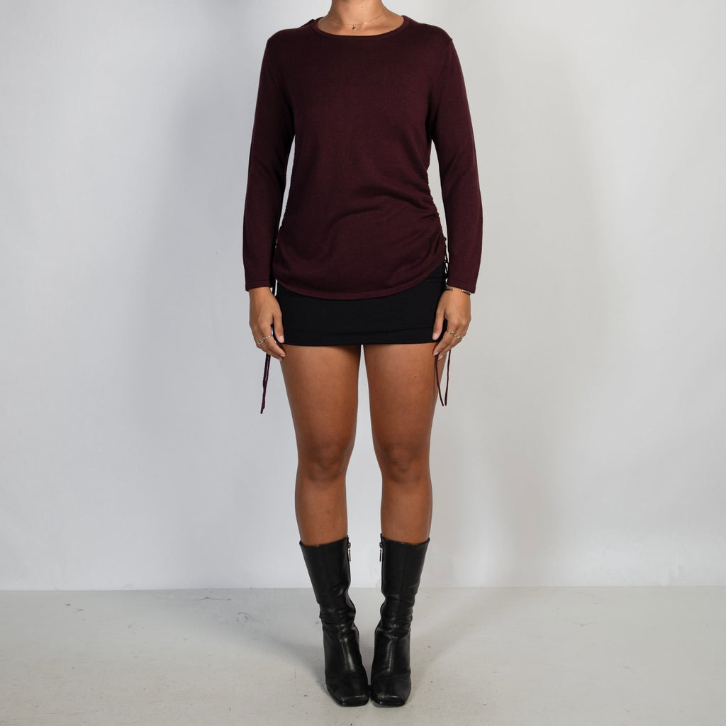 PLUM RUCHED KNIT TOP