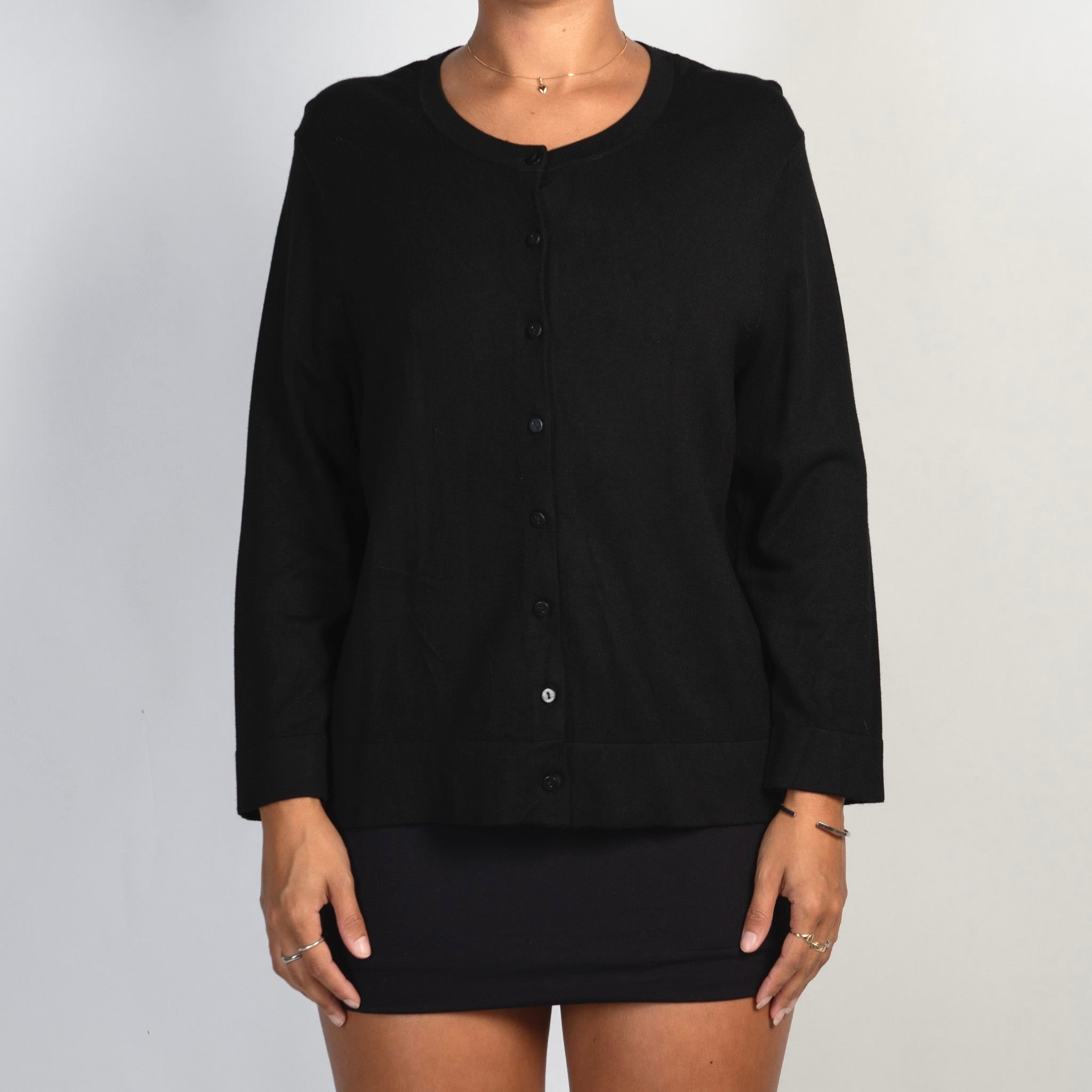 BLACK KNIT CARDIGAN