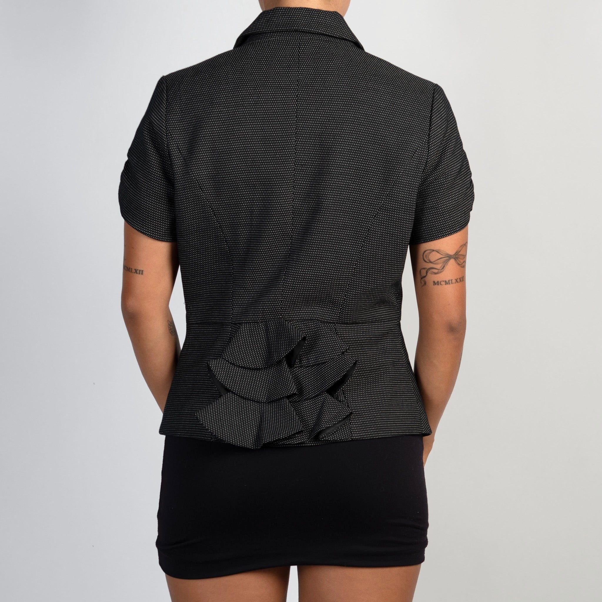 BLACK SHORT SLEEVE BLAZER