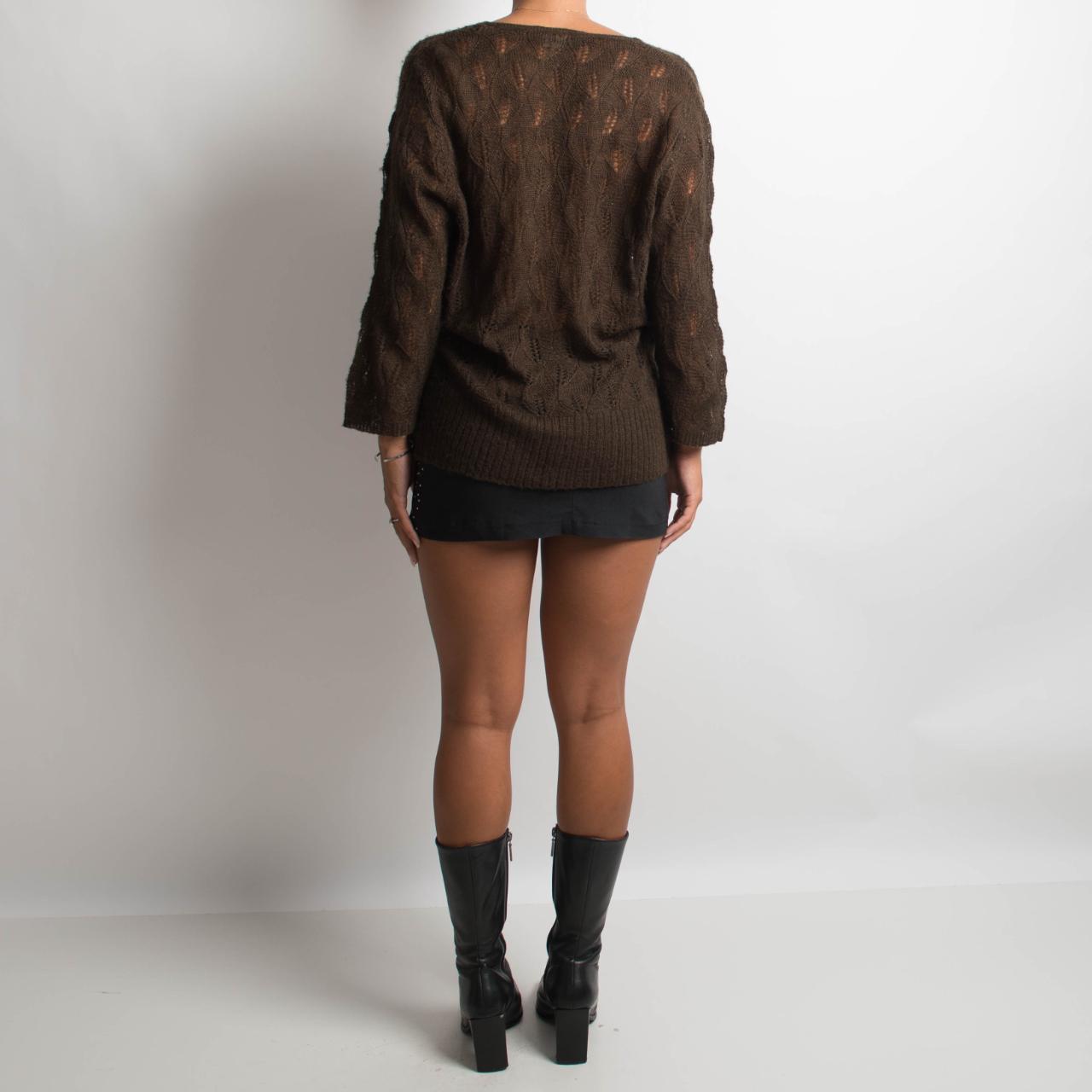 BROWN CROCHET LONG SLEEVE