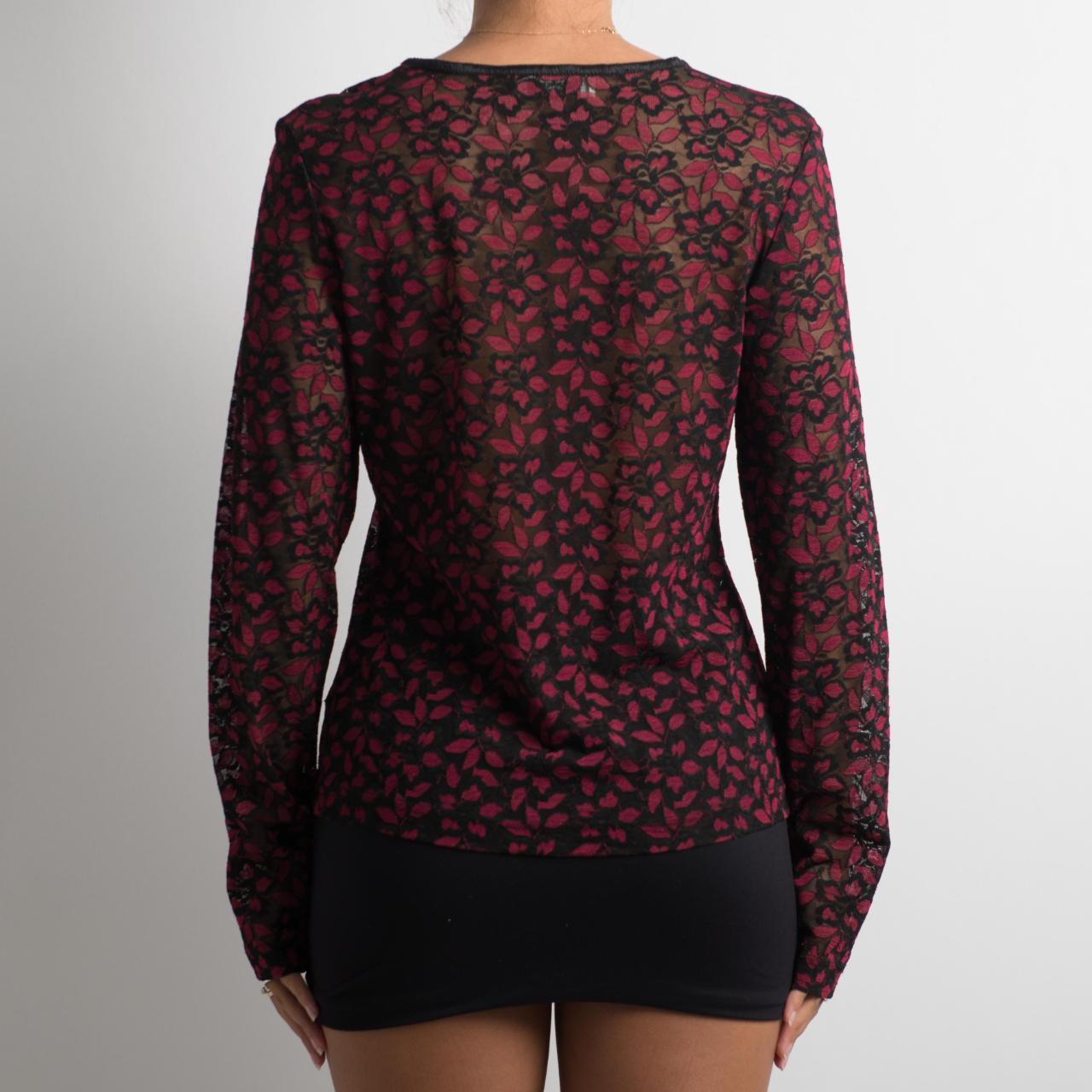 BURGUNDY LACE LONG SLEEVE