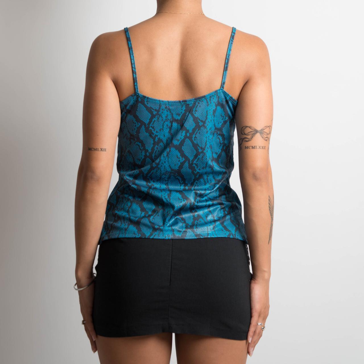 BLUE PATTERNED CAMISOLE