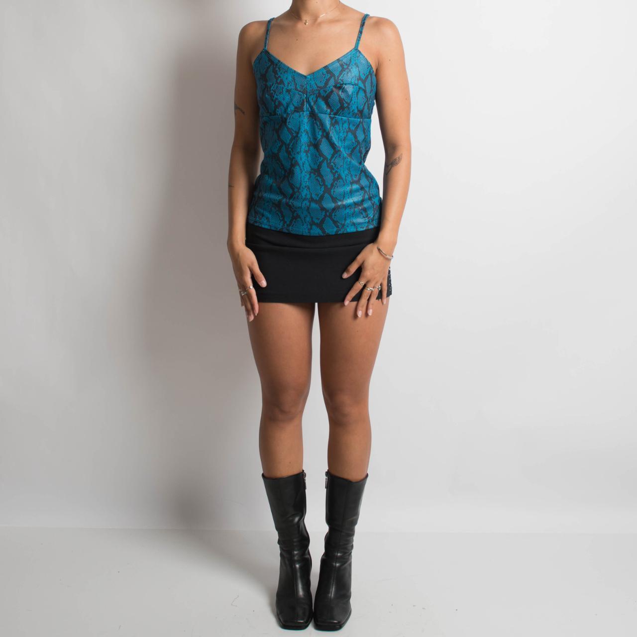 BLUE PATTERNED CAMISOLE