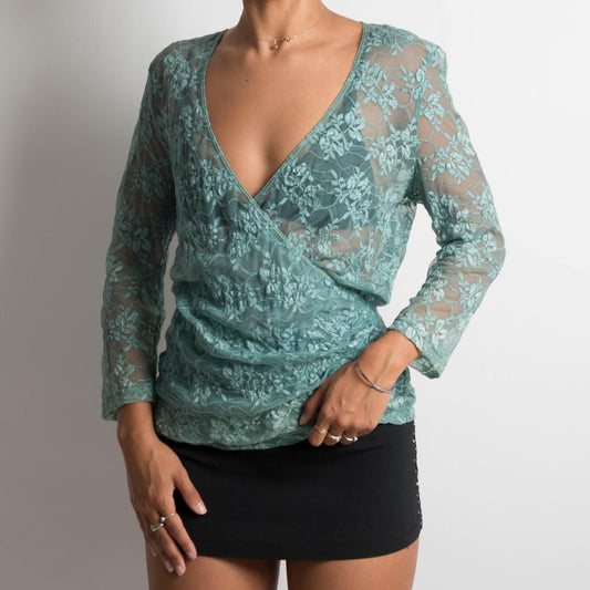 LACE LONG SLEEVE TOP