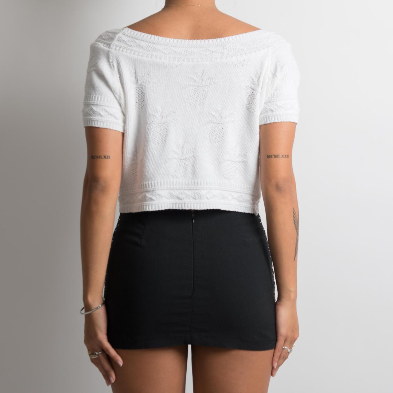 WHITE KNIT CROP TOP