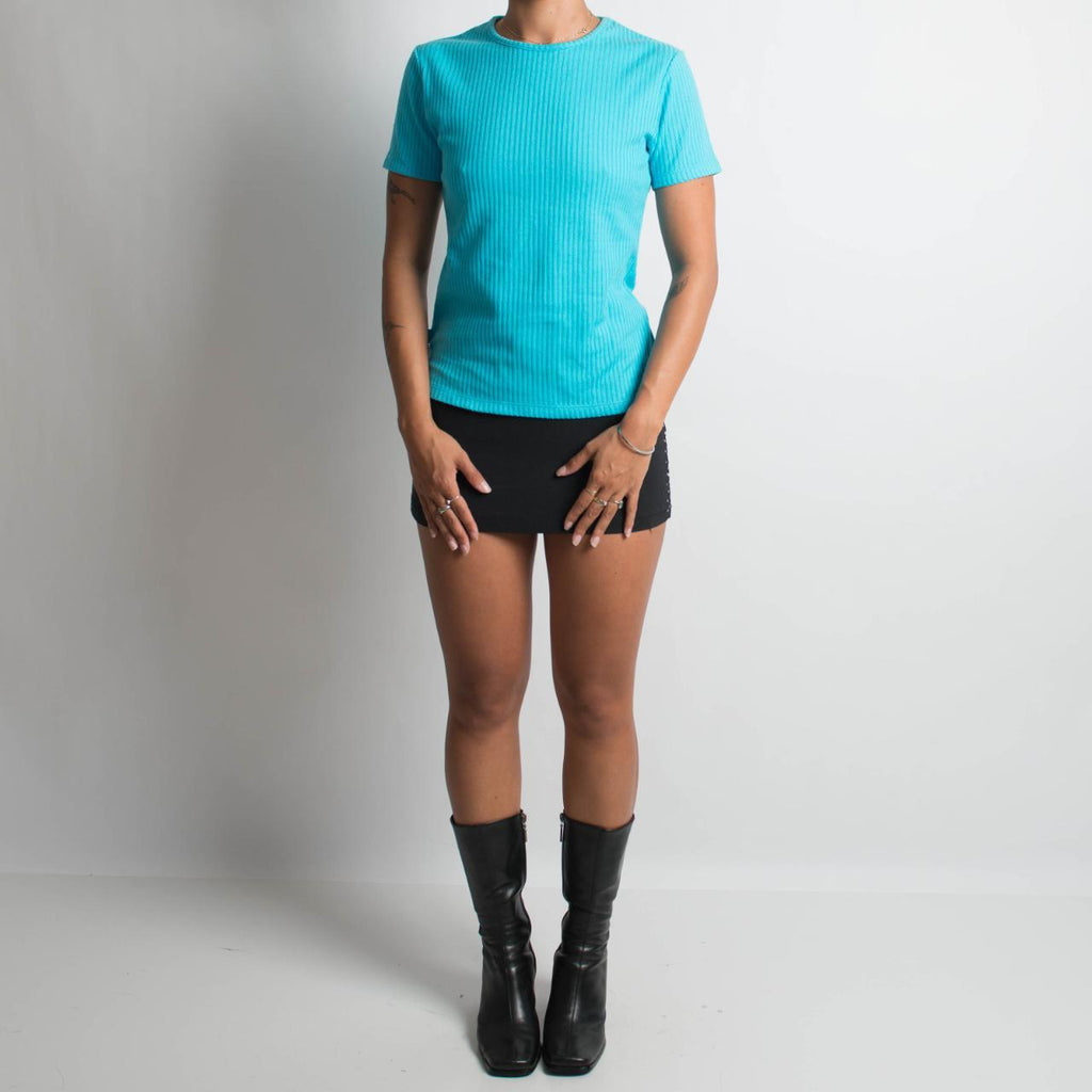 BLUE RIBBED KNIT TSHIRT