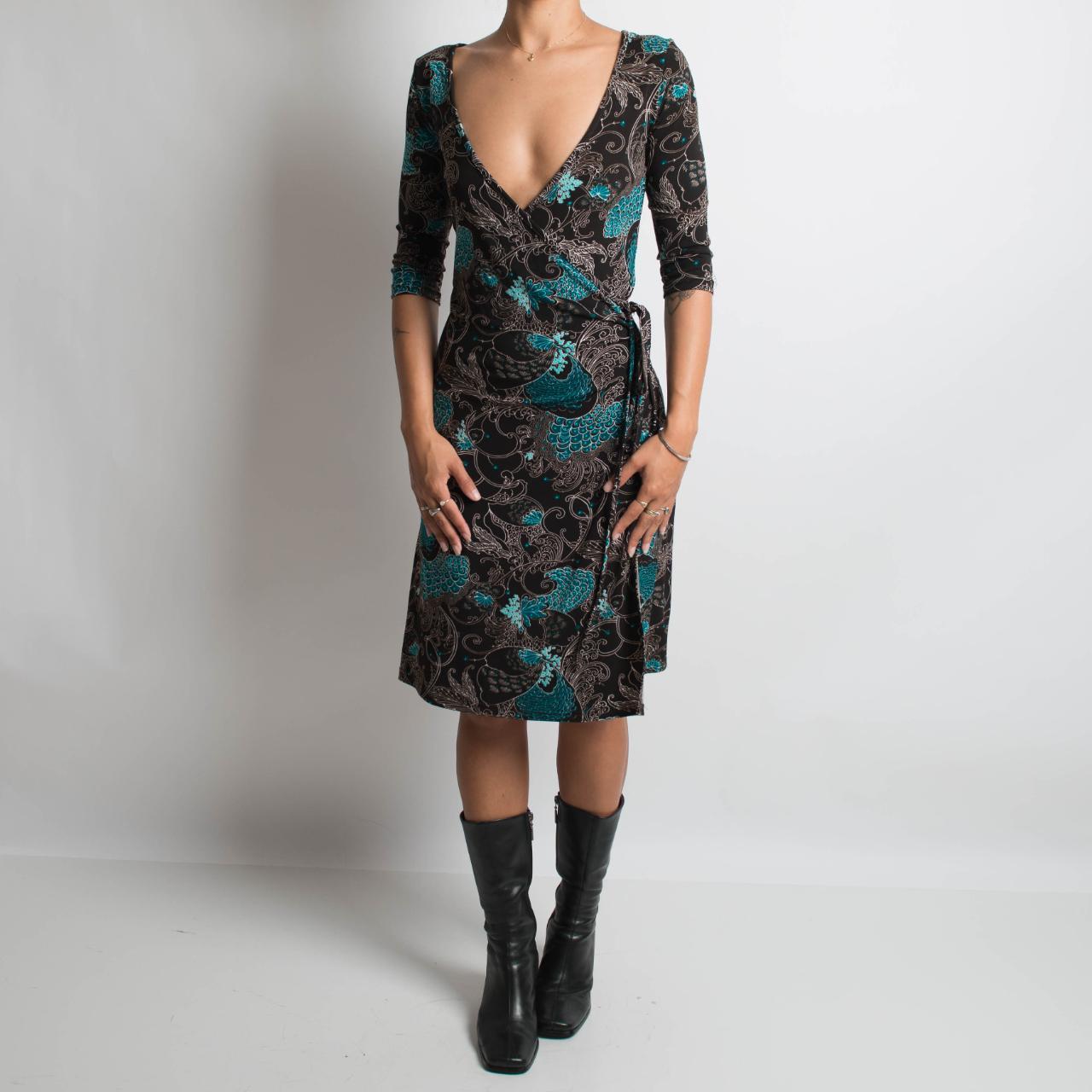 SLINKY PATTERNED MIDI DRESS