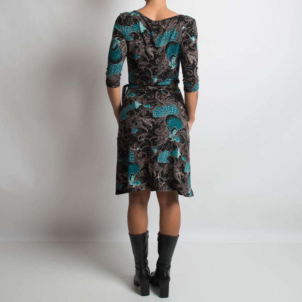 SLINKY PATTERNED MIDI DRESS