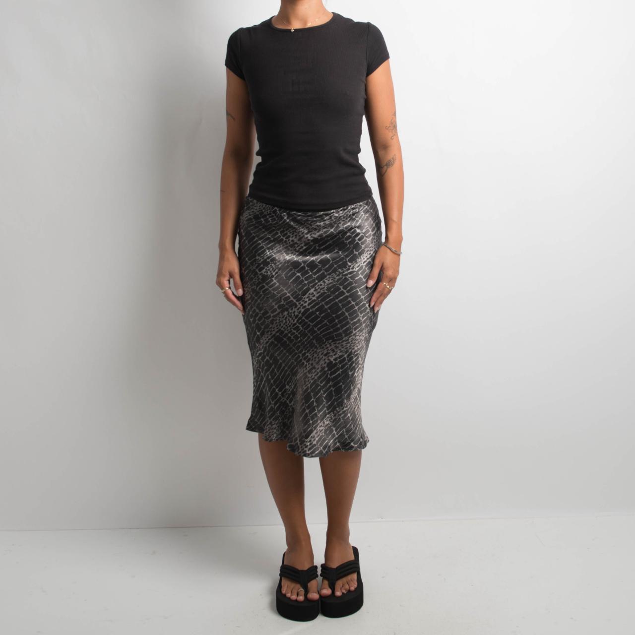 ANIMAL PRINT MIDI SKIRT