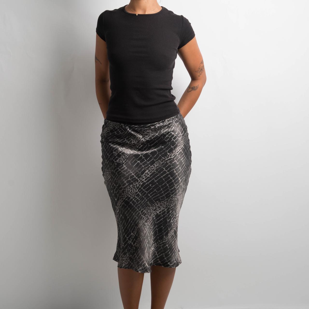 ANIMAL PRINT MIDI SKIRT