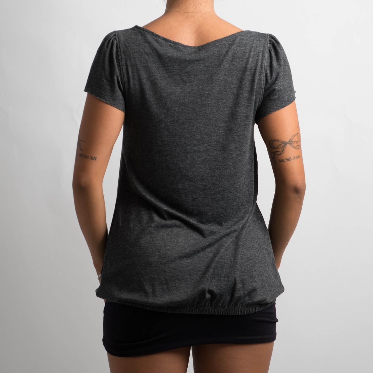 CHARCOAL LOOSE FIT TOP