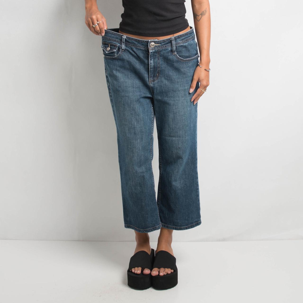 DENIM CAPRI JEANS