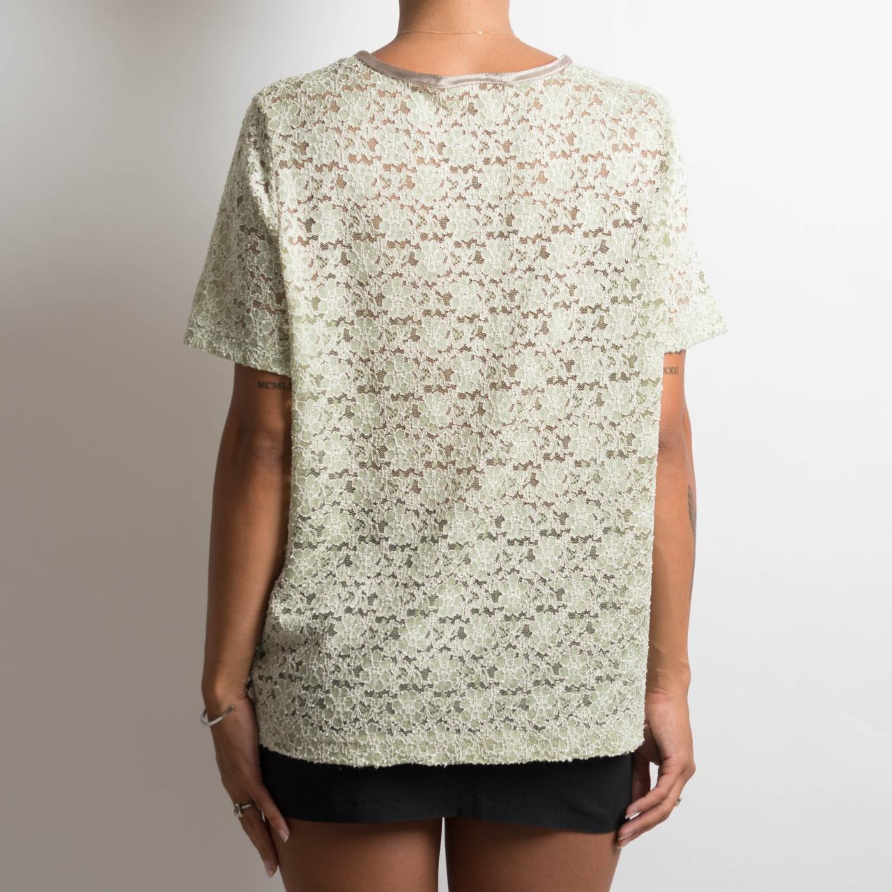 PALE GREEN LACE TSHIRT