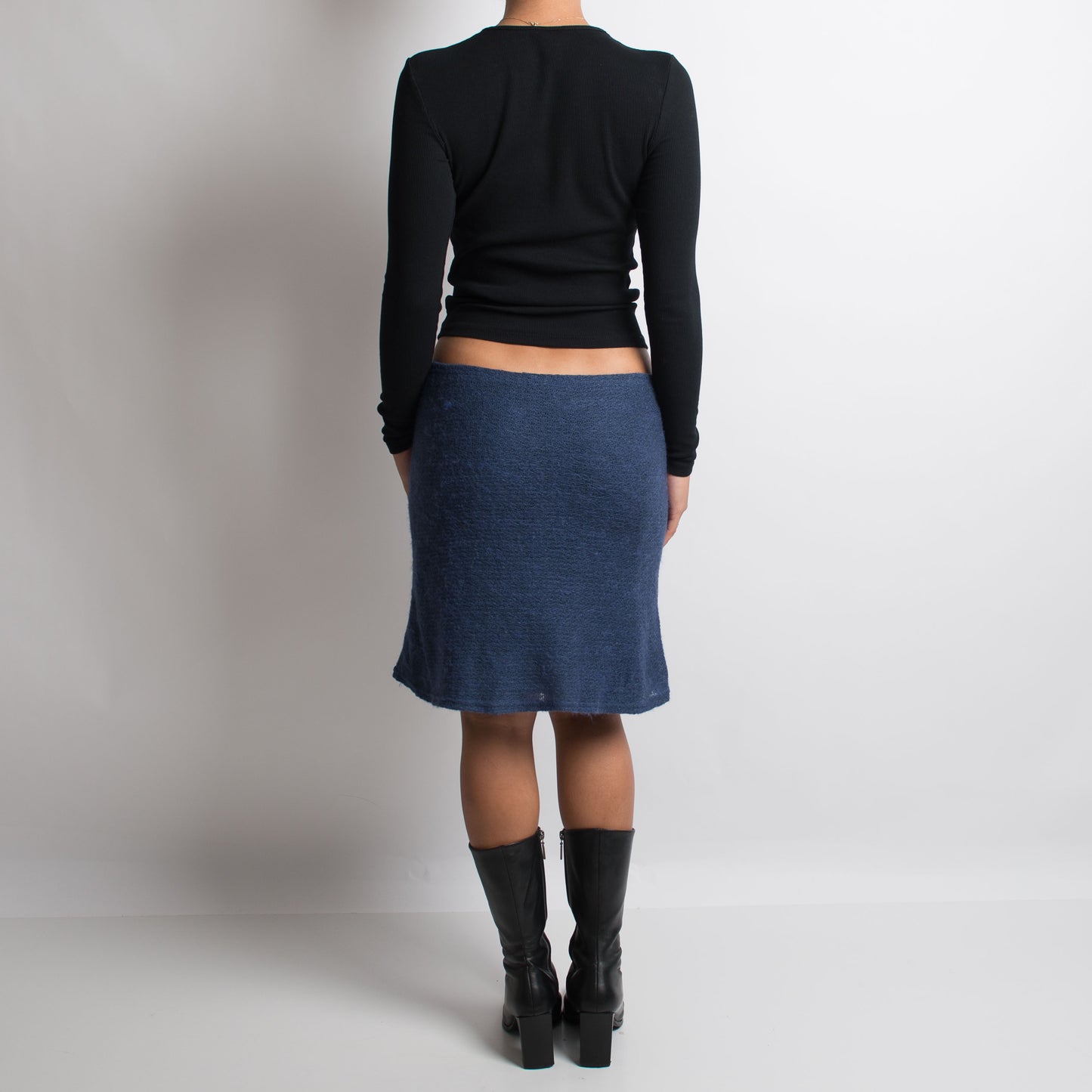 BLUE KNIT SKIRT