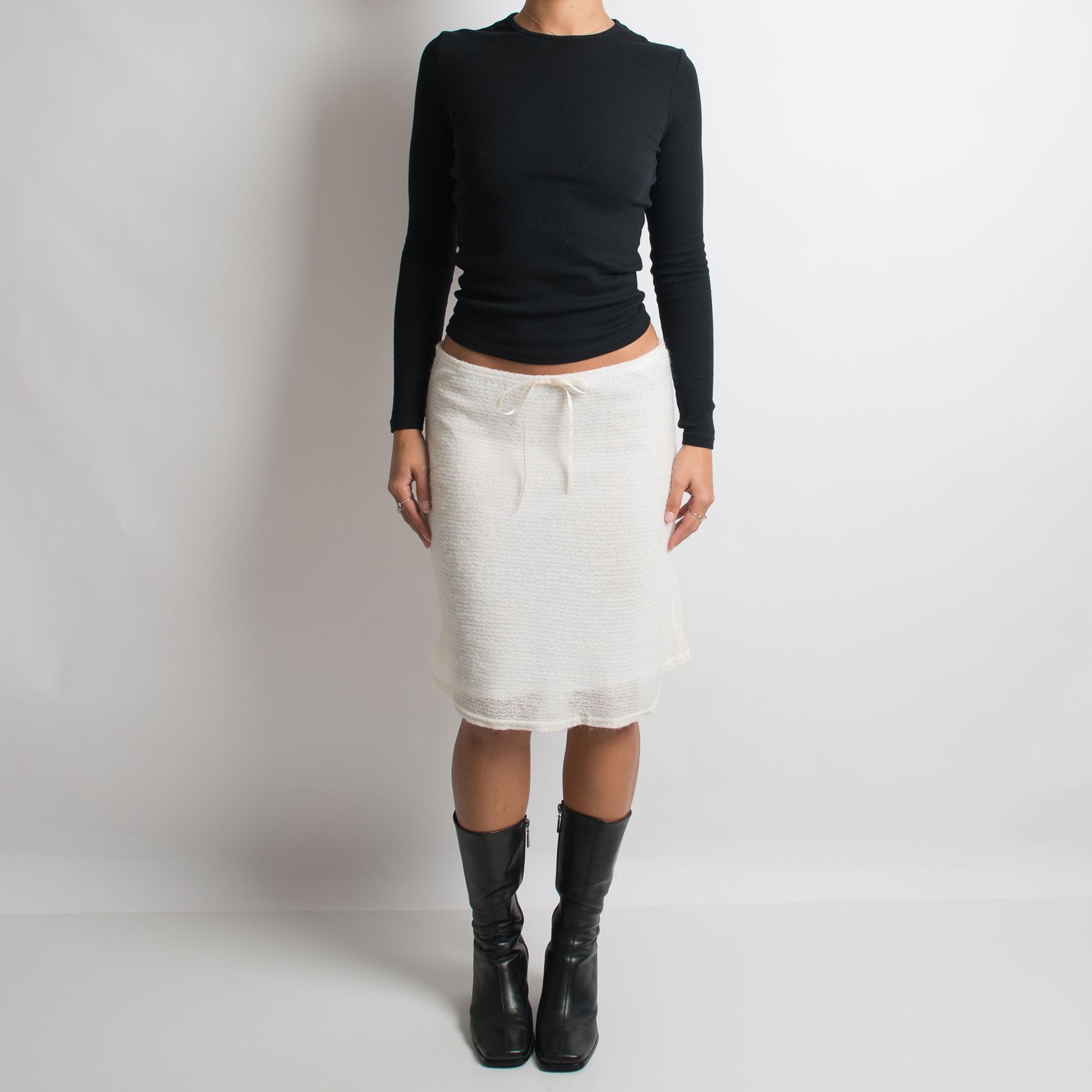 OFF WHITE KNIT SKIRT