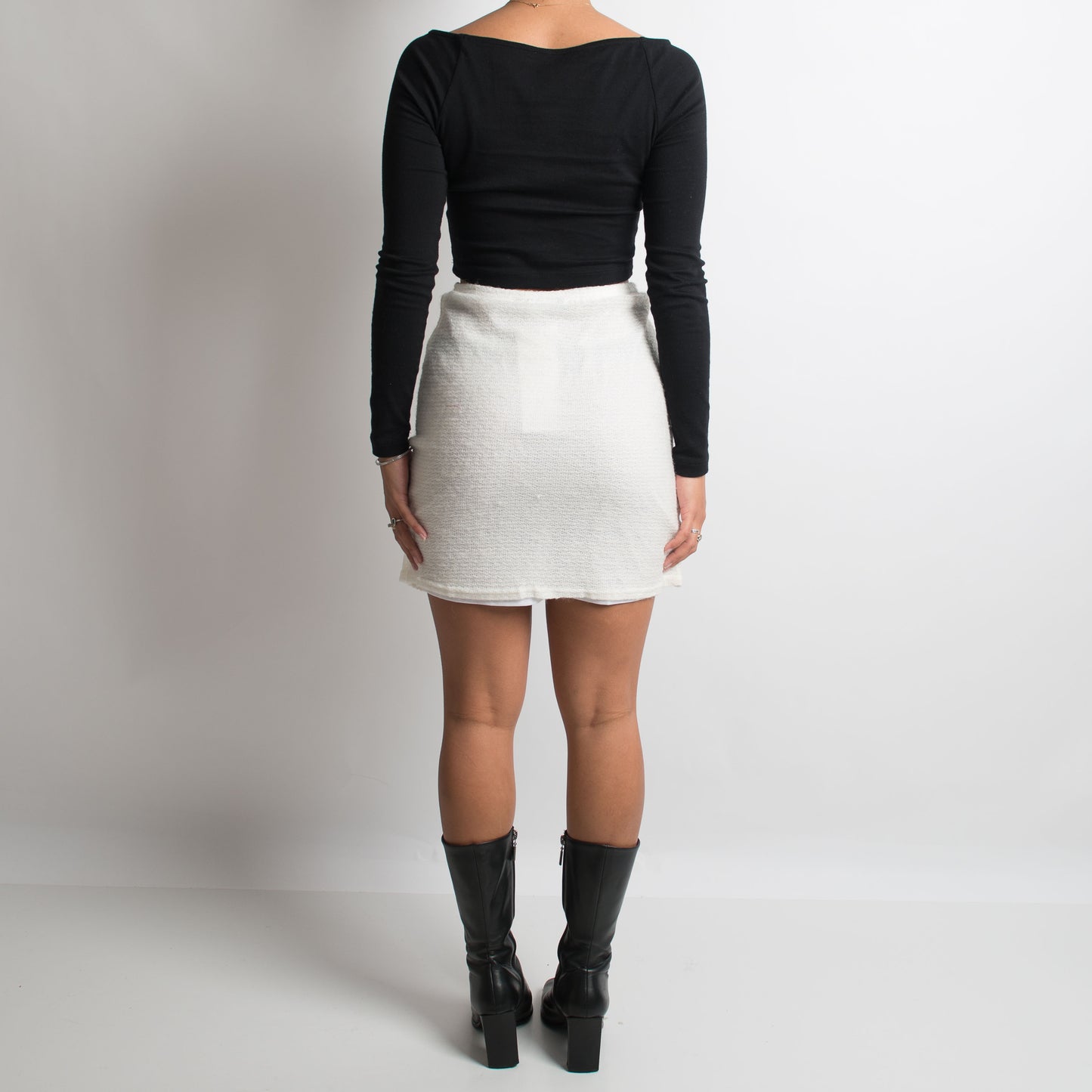 OFF WHITE KNIT SKIRT