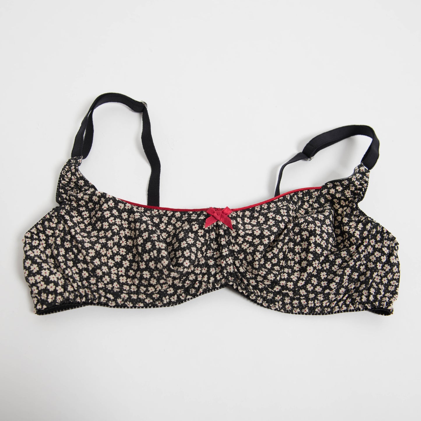 BLACK FLORAL BRA - 36B