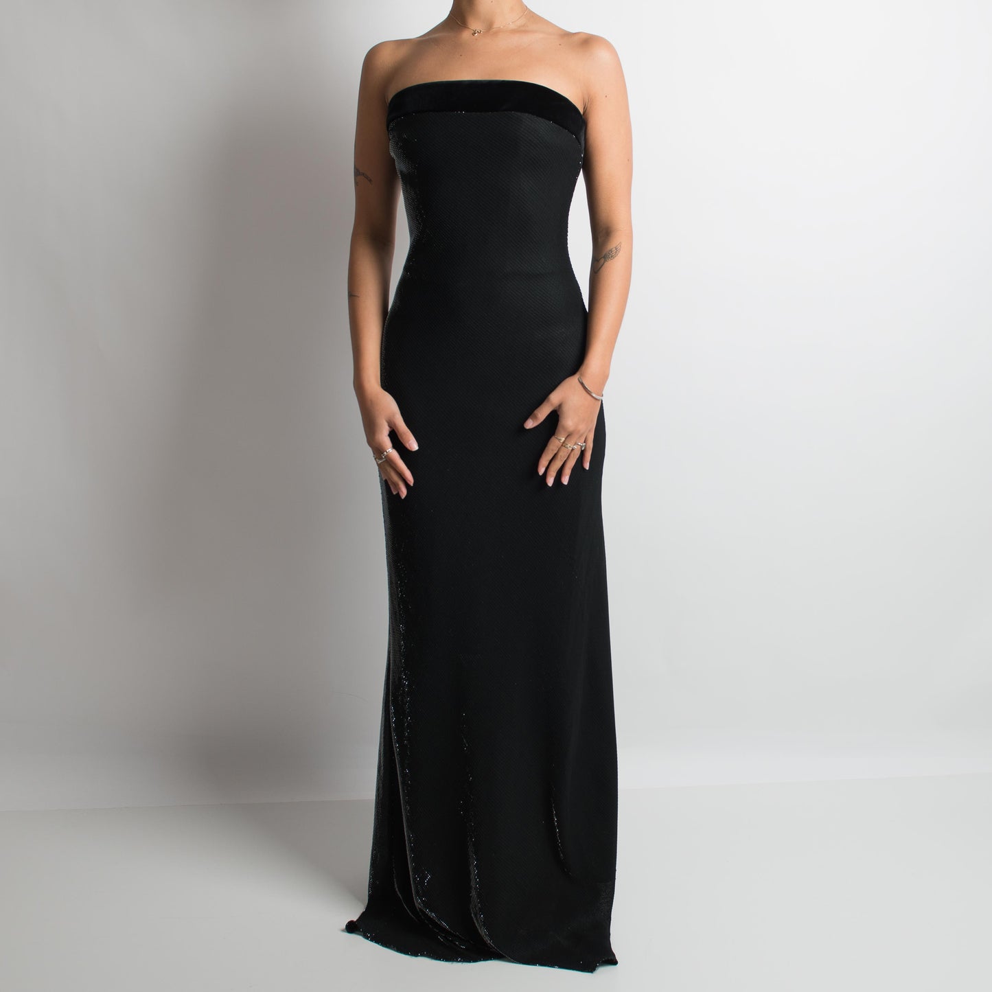 BLACK METALLIC STRAPLESS GOWN