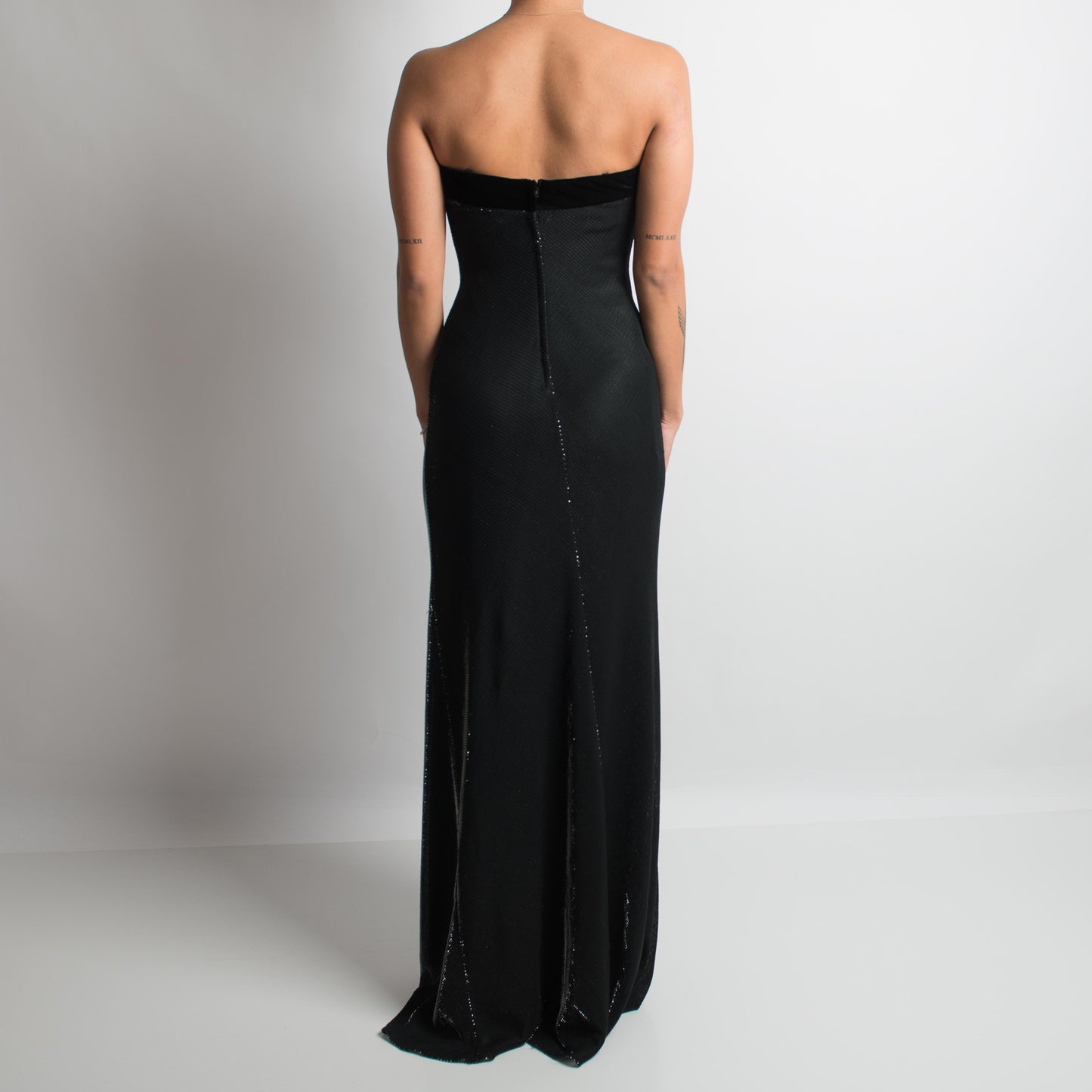 BLACK METALLIC STRAPLESS GOWN