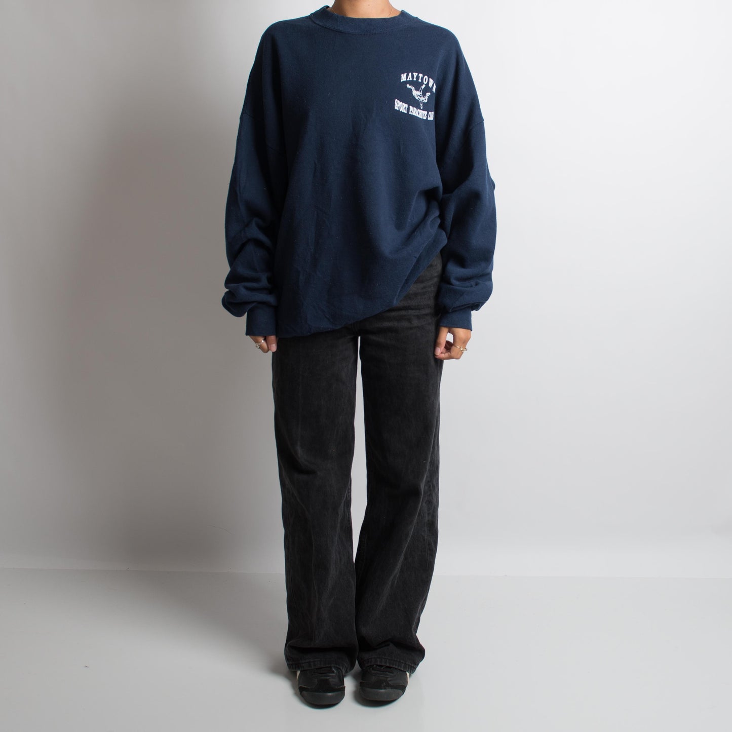 MAYTOWN PARACHUTE CLUB CREWNECK