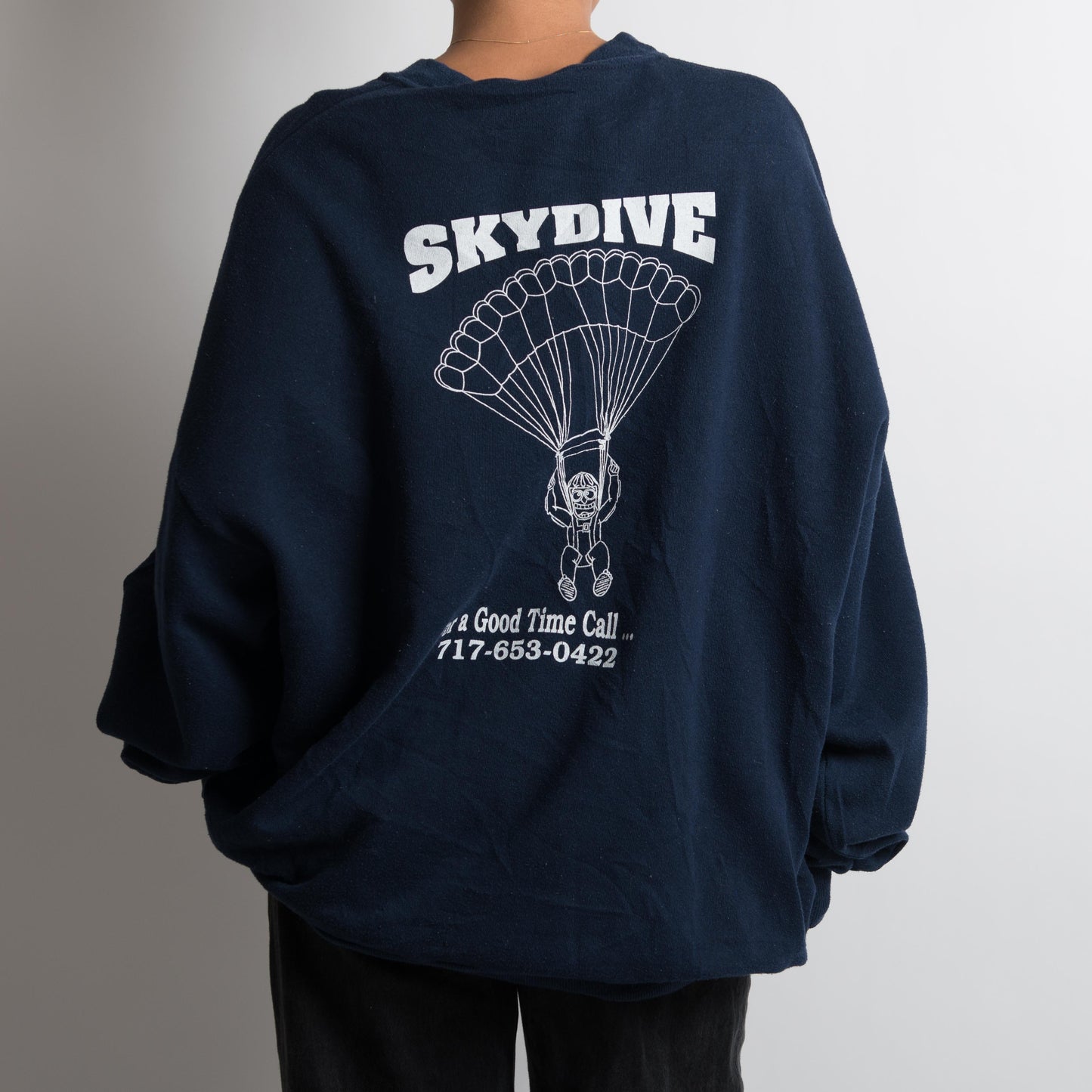 MAYTOWN PARACHUTE CLUB CREWNECK