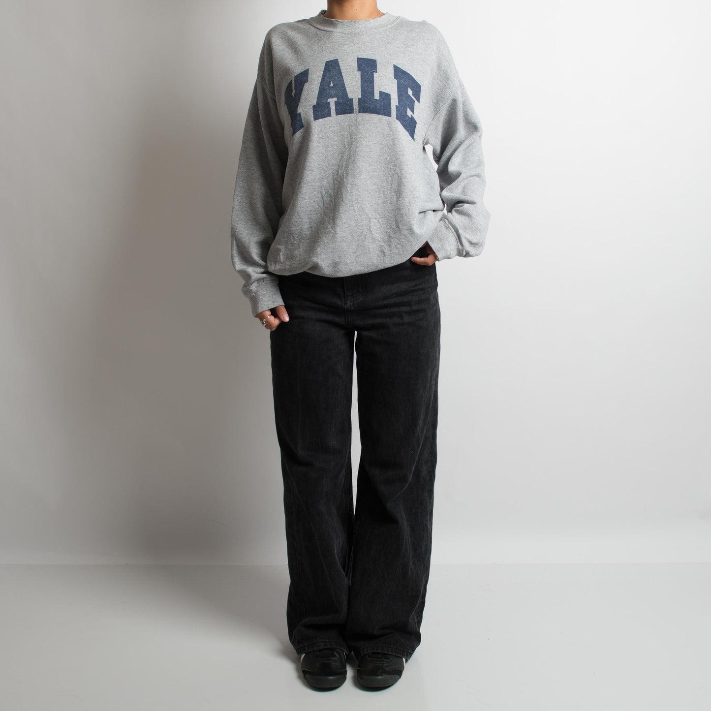 YALE CREWNECK