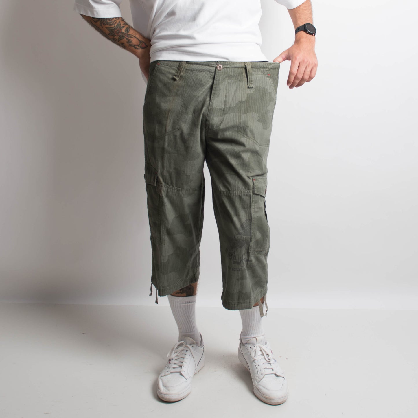 CAMOUFLAGE CROPPED PANTS