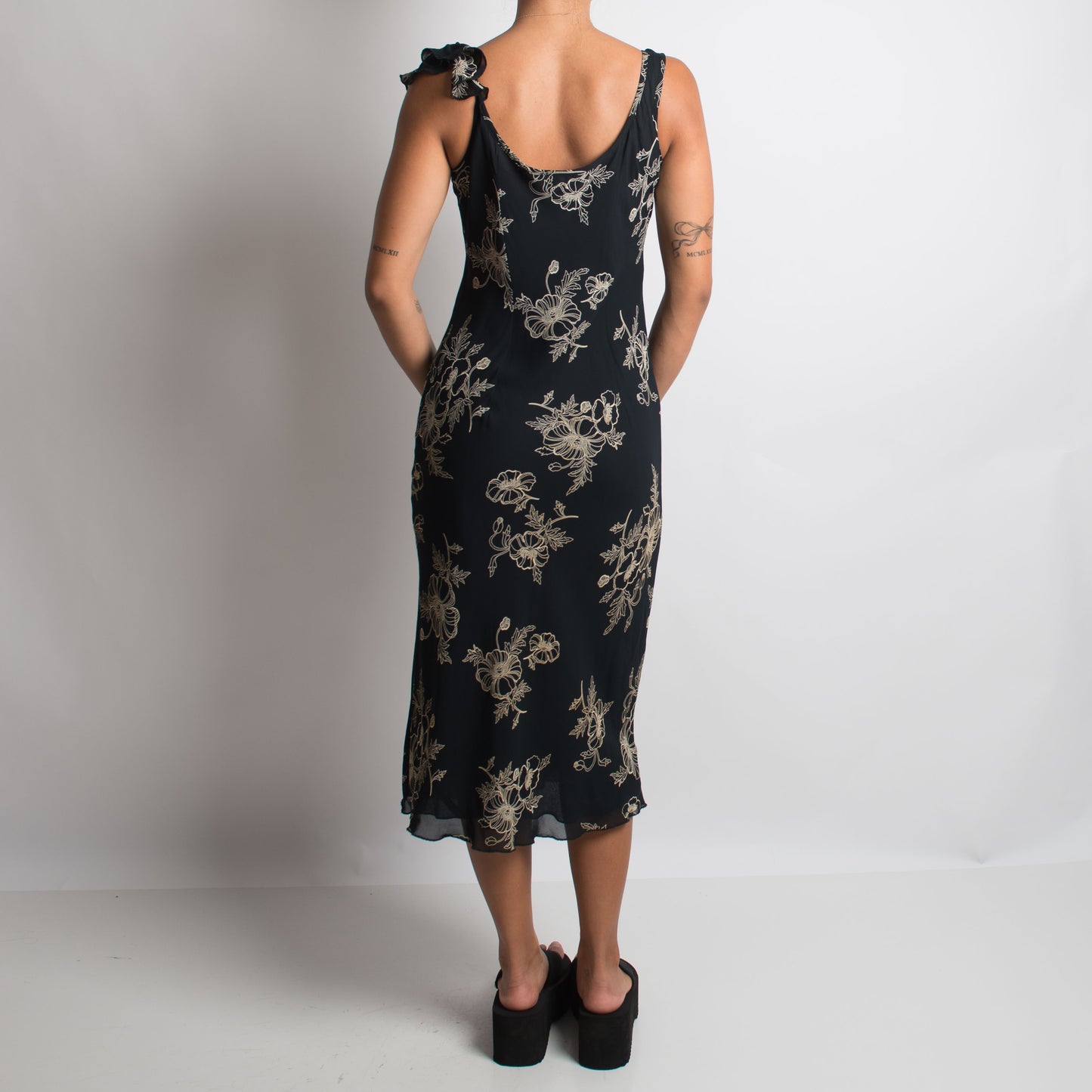 ROBE MIDI FLEURIE DES ANNÉES 90