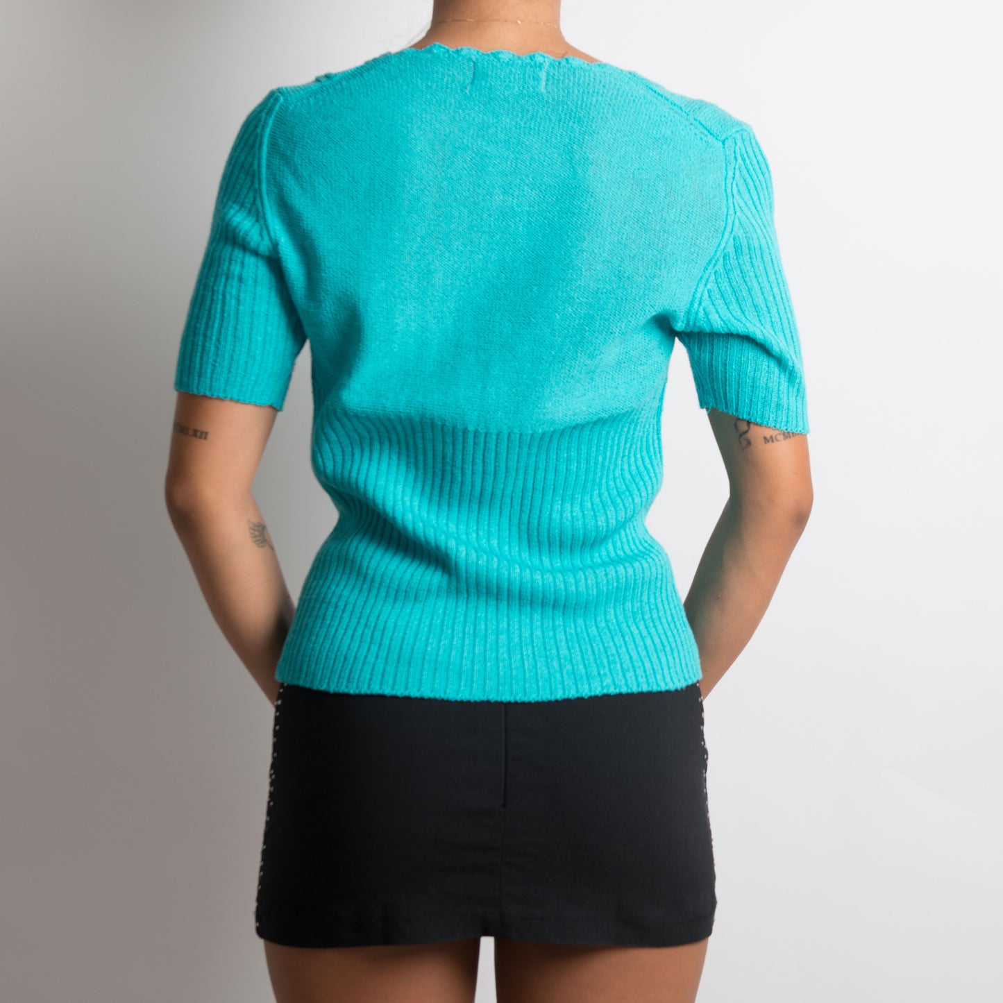 TURQUOISE KNIT TOP