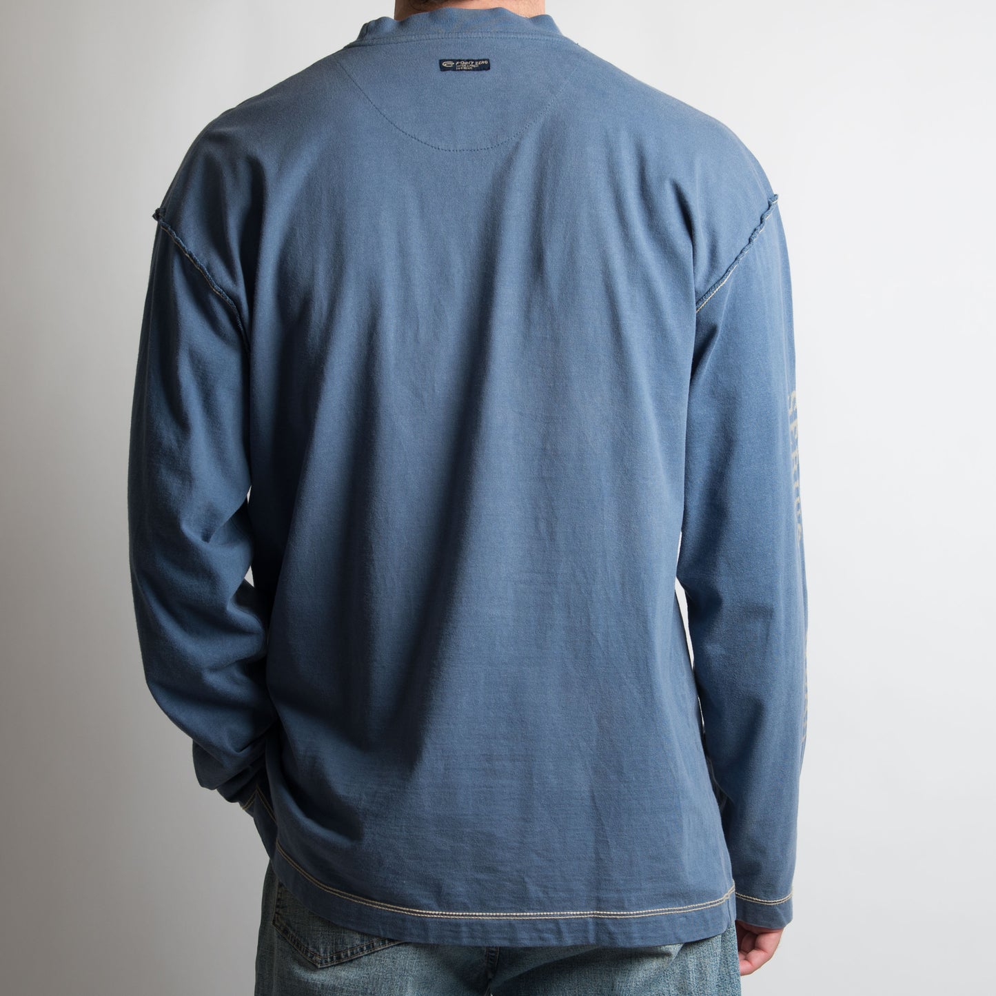 BLUE GRAPHIC LONG SLEEVE