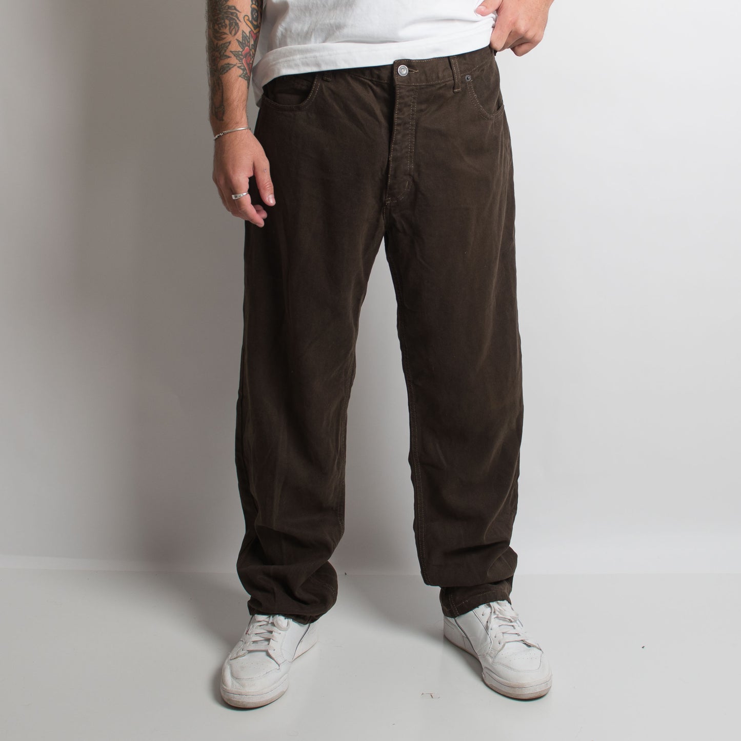 DARK BROWN COLORADO JEANS