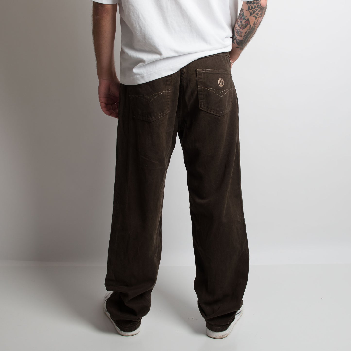 DARK BROWN COLORADO JEANS